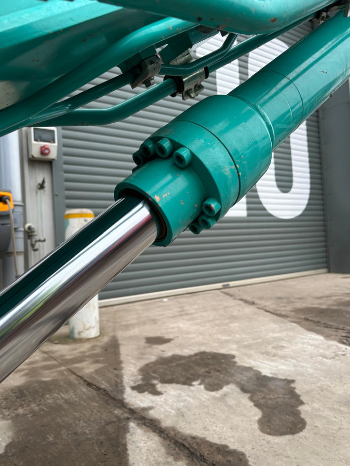 Ερπυστριοφόρος εκσκαφέας Kobelco SK130 LC-11: φωτογραφία 12 Ερπυστριοφόρος εκσκαφέας Kobelco SK130 LC-11: φωτογραφία 12