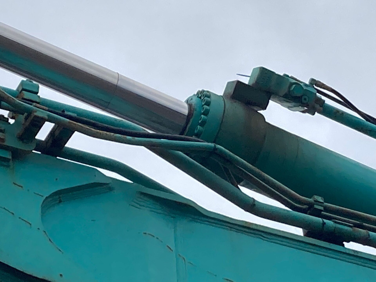Ερπυστριοφόρος εκσκαφέας Kobelco SK500LC-10: φωτογραφία 16