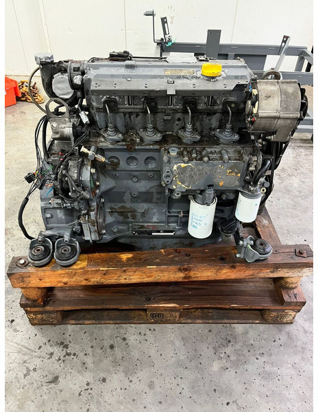 Deutz bf4m1013ec for Sennebogen 821 - Κινητήρας: φωτογραφία 1 Deutz bf4m1013ec for Sennebogen 821 - Κινητήρας: φωτογραφία 1