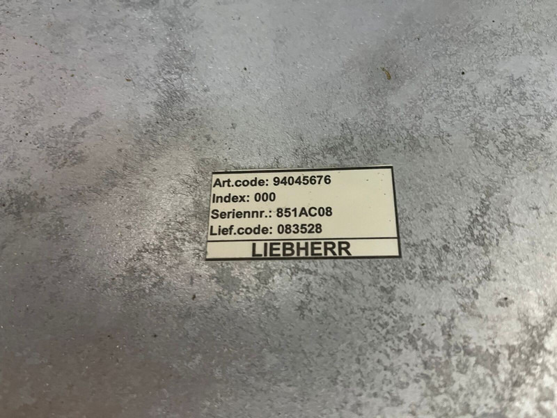 Liebherr - Καμπίνα και εσωτερικό: φωτογραφία 4 Liebherr - Καμπίνα και εσωτερικό: φωτογραφία 4