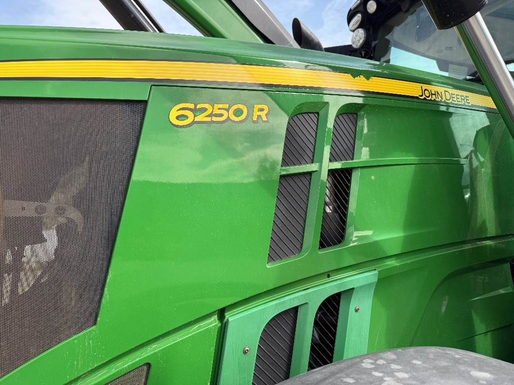 John Deere 6250 R ULTIMATE - Τρακτέρ: φωτογραφία 4 John Deere 6250 R ULTIMATE - Τρακτέρ: φωτογραφία 4