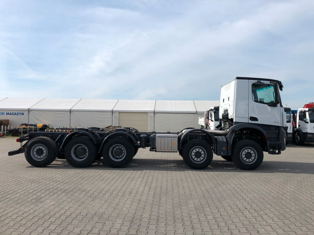 Mercedes-Benz AROCS 4451 10x4 - Φορτηγό σασί: φωτογραφία 4 Mercedes-Benz AROCS 4451 10x4 - Φορτηγό σασί: φωτογραφία 4