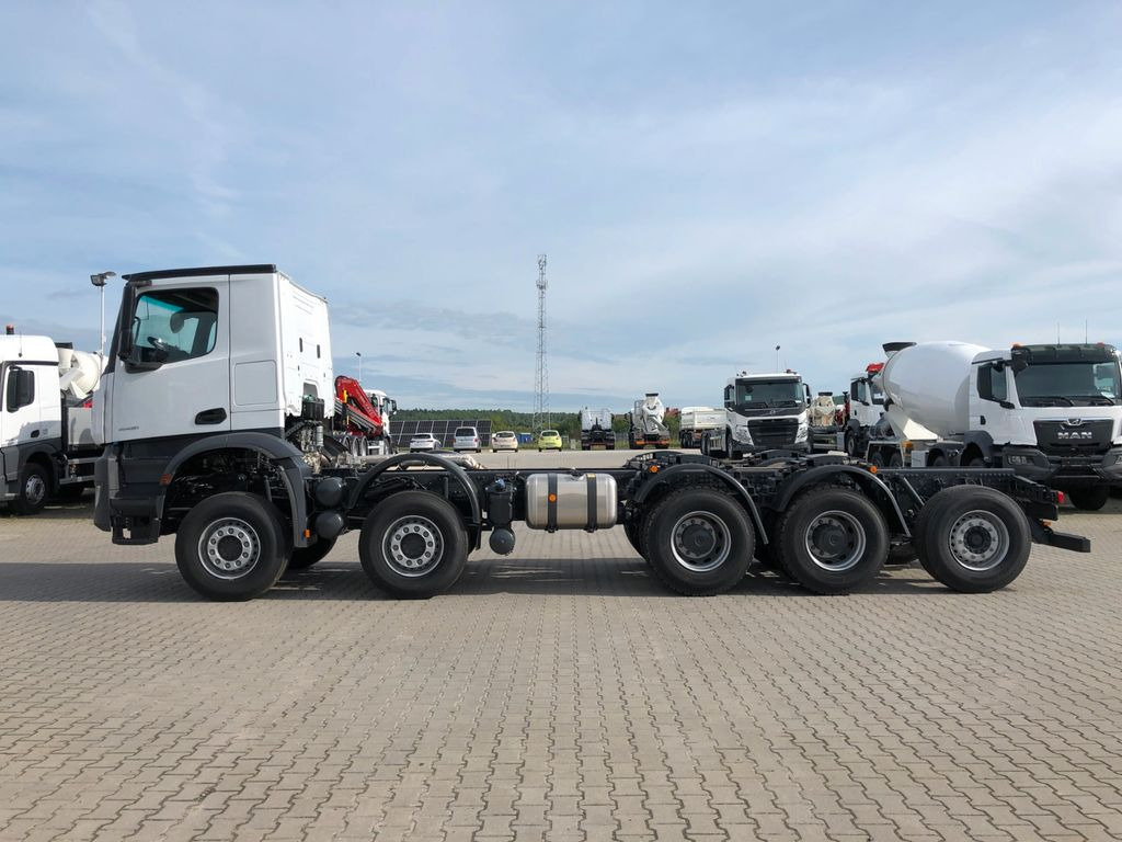 Mercedes-Benz AROCS 4451 10x4 - Φορτηγό σασί: φωτογραφία 5 Mercedes-Benz AROCS 4451 10x4 - Φορτηγό σασί: φωτογραφία 5