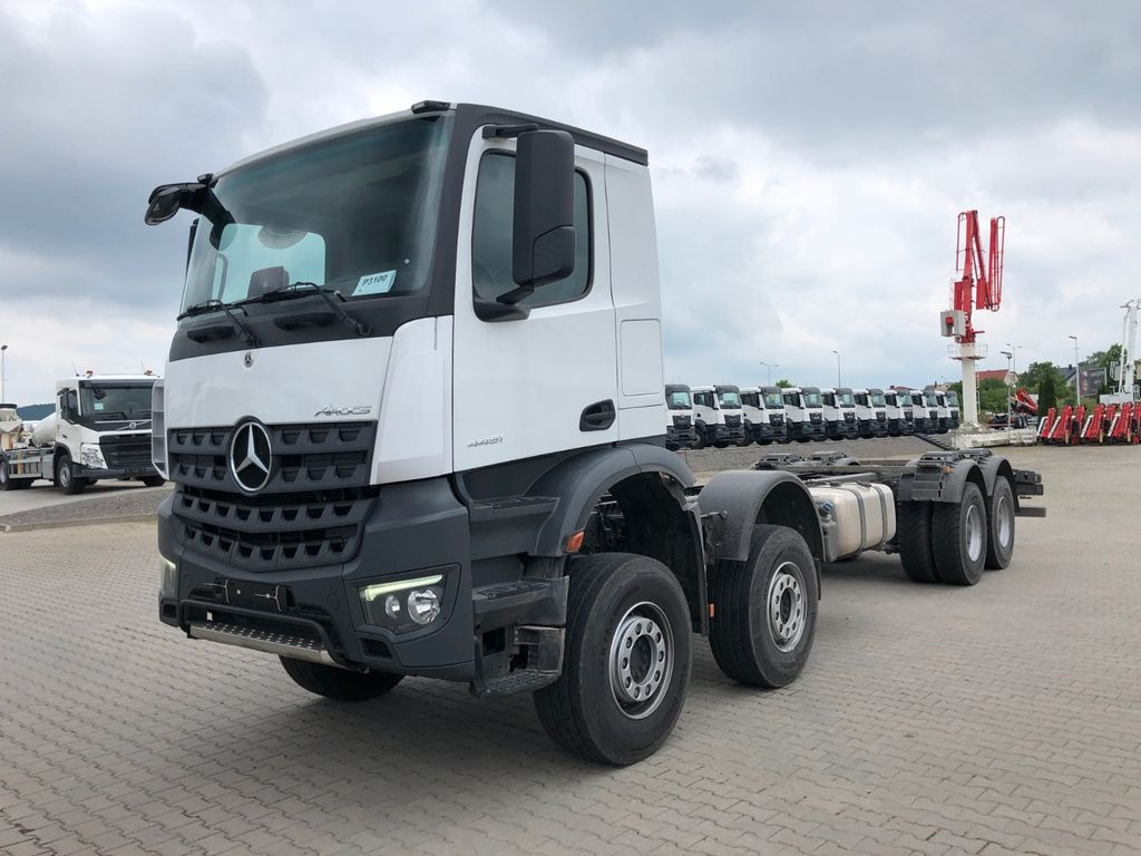 Mercedes-Benz AROCS 4451 - Φορτηγό σασί: φωτογραφία 2 Mercedes-Benz AROCS 4451 - Φορτηγό σασί: φωτογραφία 2