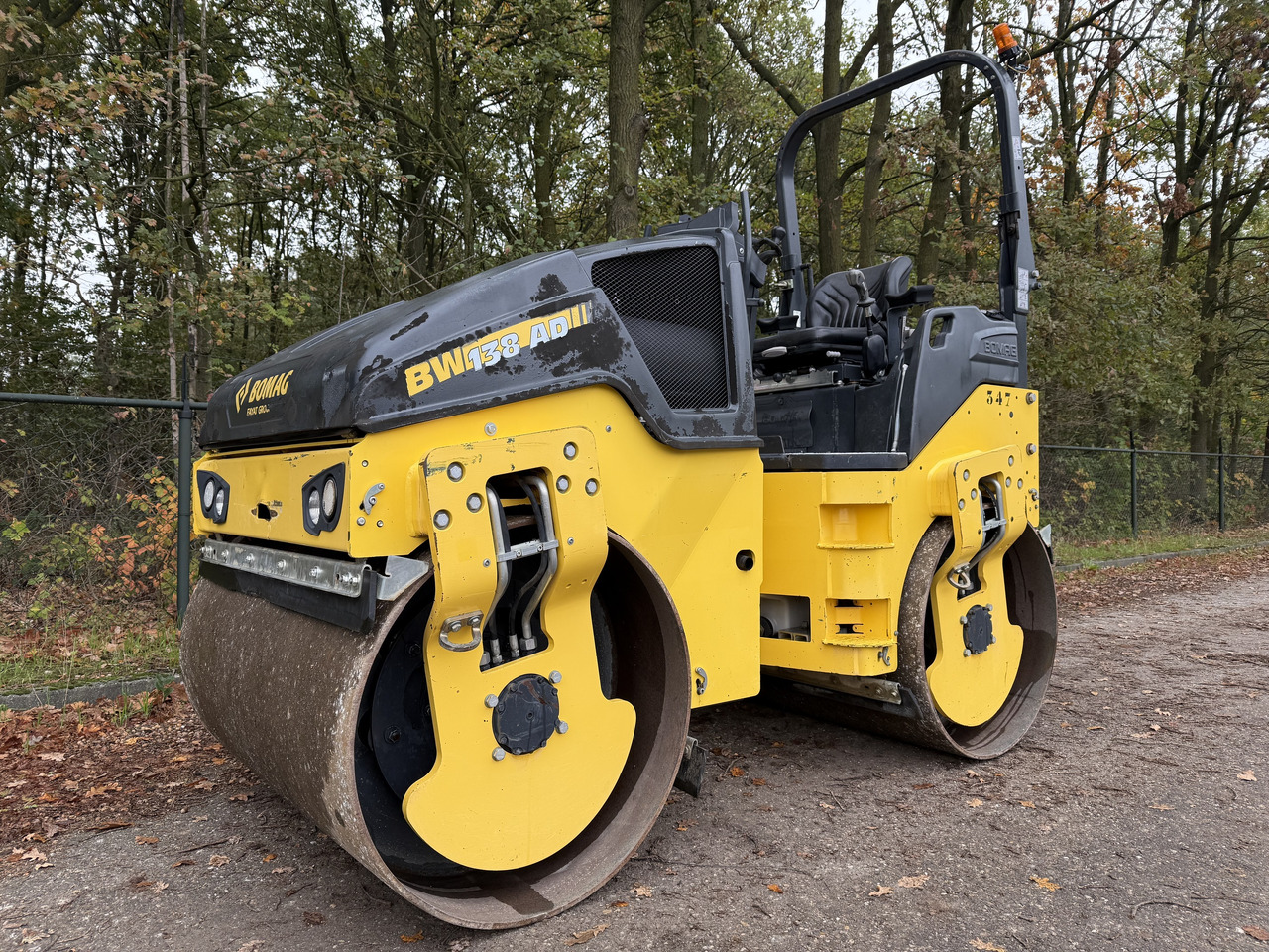 BOMAG BW138AD-5 - Οδοστρωτήρες: φωτογραφία 1 BOMAG BW138AD-5 - Οδοστρωτήρες: φωτογραφία 1