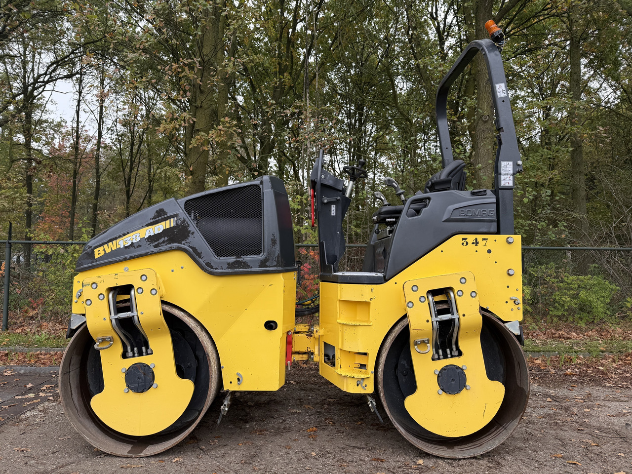 BOMAG BW138AD-5 - Οδοστρωτήρες: φωτογραφία 2 BOMAG BW138AD-5 - Οδοστρωτήρες: φωτογραφία 2