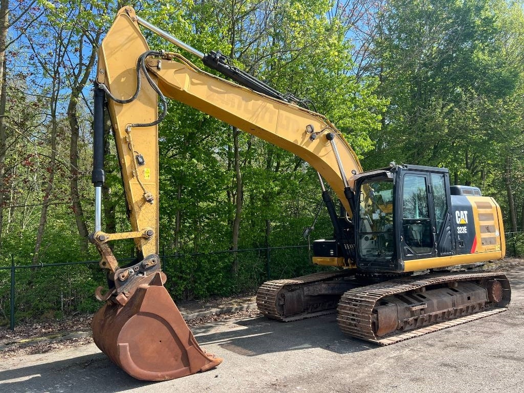CAT 323 E - Ερπυστριοφόρος εκσκαφέας: φωτογραφία 1 CAT 323 E - Ερπυστριοφόρος εκσκαφέας: φωτογραφία 1