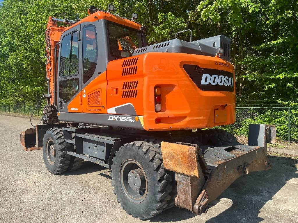 Doosan DX 165 W-5 - Τροχοφόρος εκσκαφέας: φωτογραφία 3 Doosan DX 165 W-5 - Τροχοφόρος εκσκαφέας: φωτογραφία 3