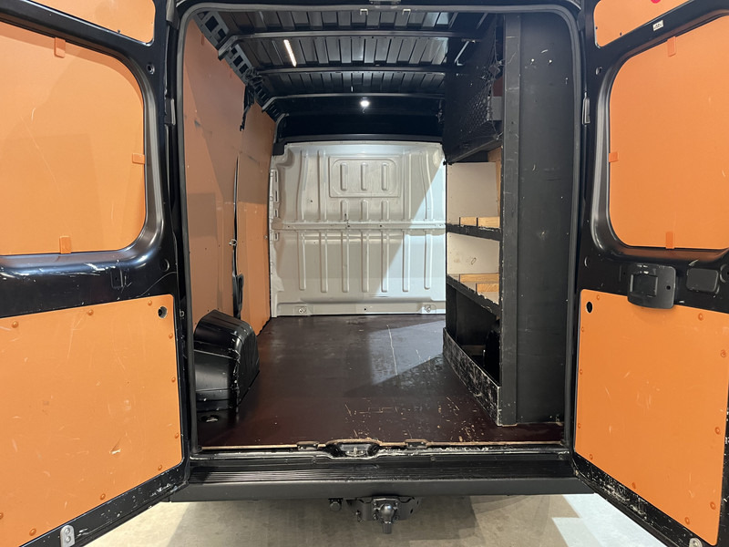 Fiat Ducato 2.3 MultiJet L2H2 120 PK / Euro 6 / Airco / Camera / Cruise Control / Trekhaak / Navigatie / 3-Zits / 72.600 KM !! - Μικρό βαν: φωτογραφία 5 Fiat Ducato 2.3 MultiJet L2H2 120 PK / Euro 6 / Airco / Camera / Cruise Control / Trekhaak / Navigatie / 3-Zits / 72.600 KM !! - Μικρό βαν: φωτογραφία 5
