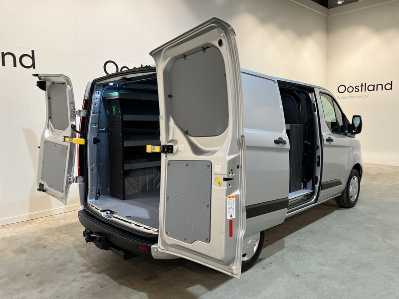 Ford Transit Custom 280 2.0 TDCI L1H1 Trend 130 PK Servicebus / Inrichting / Euro 6 / Airco / PDC / Cruise Control / Navigatie / CarPlay / Trekhaak / 3-Zits / 96.300 KM !! / BPM VRIJ !! - Μικρό βαν: φωτογραφία 2 Ford Transit Custom 280 2.0 TDCI L1H1 Trend 130 PK Servicebus / Inrichting / Euro 6 / Airco / PDC / Cruise Control / Navigatie / CarPlay / Trekhaak / 3-Zits / 96.300 KM !! / BPM VRIJ !! - Μικρό βαν: φωτογραφία 2