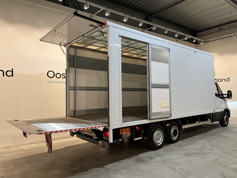 Iveco Daily 35S18 3.0 BE Clixtar Automaat Bakwagen met Laadklep / Laadvermogen 3.060 KG / Euro 6 / Luchtvering / Airco / Camera / CarPlay / Cruise Control / - Επαγγελματικό αυτοκίνητο κόφα: φωτογραφία 2 Iveco Daily 35S18 3.0 BE Clixtar Automaat Bakwagen met Laadklep / Laadvermogen 3.060 KG / Euro 6 / Luchtvering / Airco / Camera / CarPlay / Cruise Control / - Επαγγελματικό αυτοκίνητο κόφα: φωτογραφία 2