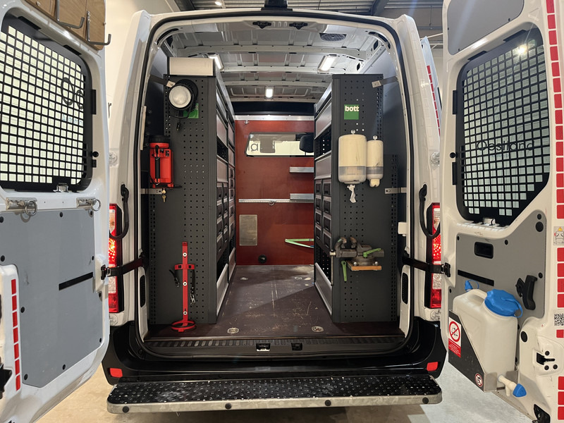 Opel Movano 2.3 CDTI BiTurbo L1H2 170 PK Automaat Servicebus / Bott Inrichting / Euro 6 / 220V. / Airco / Cruise Control / Camera / - Βαν: φωτογραφία 3 Opel Movano 2.3 CDTI BiTurbo L1H2 170 PK Automaat Servicebus / Bott Inrichting / Euro 6 / 220V. / Airco / Cruise Control / Camera / - Βαν: φωτογραφία 3