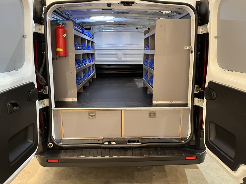 Opel Vivaro 1.6 CDTI L1H1 Servicebus / Inrichting / Euro 6 / Airco / Cruise Control / 3-Zits - Μικρό βαν: φωτογραφία 4 Opel Vivaro 1.6 CDTI L1H1 Servicebus / Inrichting / Euro 6 / Airco / Cruise Control / 3-Zits - Μικρό βαν: φωτογραφία 4
