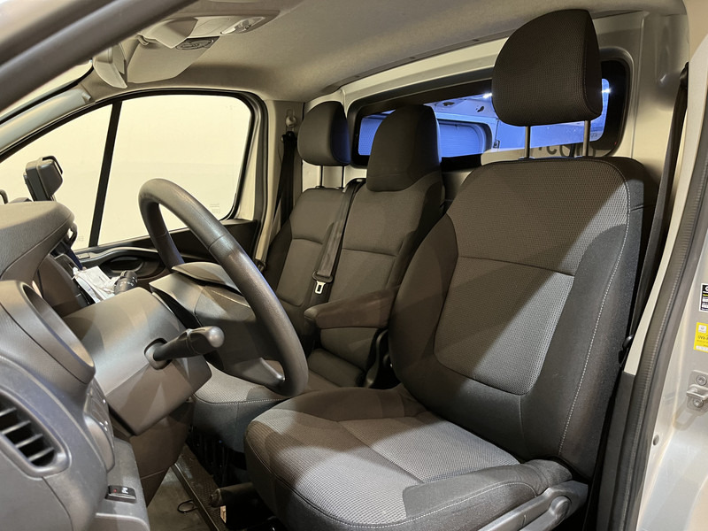 Leasing Renault Trafic 2.0 dCi L1H1 170 PK Automaat Servicebus / Sortimo Inrichting / Euro 6 / Airco / Cruise Control / Camera / Trekhaak / 3-Zits  / BPM VRIJ !! Renault Trafic 2.0 dCi L1H1 170 PK Automaat Servicebus / Sortimo Inrichting / Euro 6 / Airco / Cruise Control / Camera / Trekhaak / 3-Zits  / BPM VRIJ !!: φωτογραφία 6