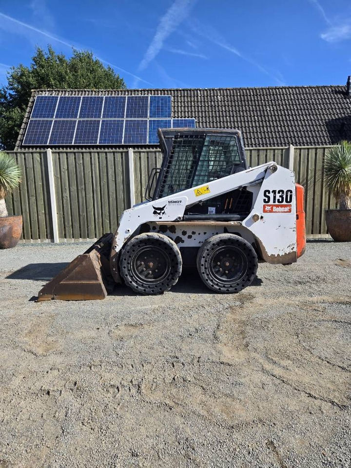 Bobcat S 130  - Φορτωτής πλάγιας ολίσθησης: φωτογραφία 1 Bobcat S 130  - Φορτωτής πλάγιας ολίσθησης: φωτογραφία 1