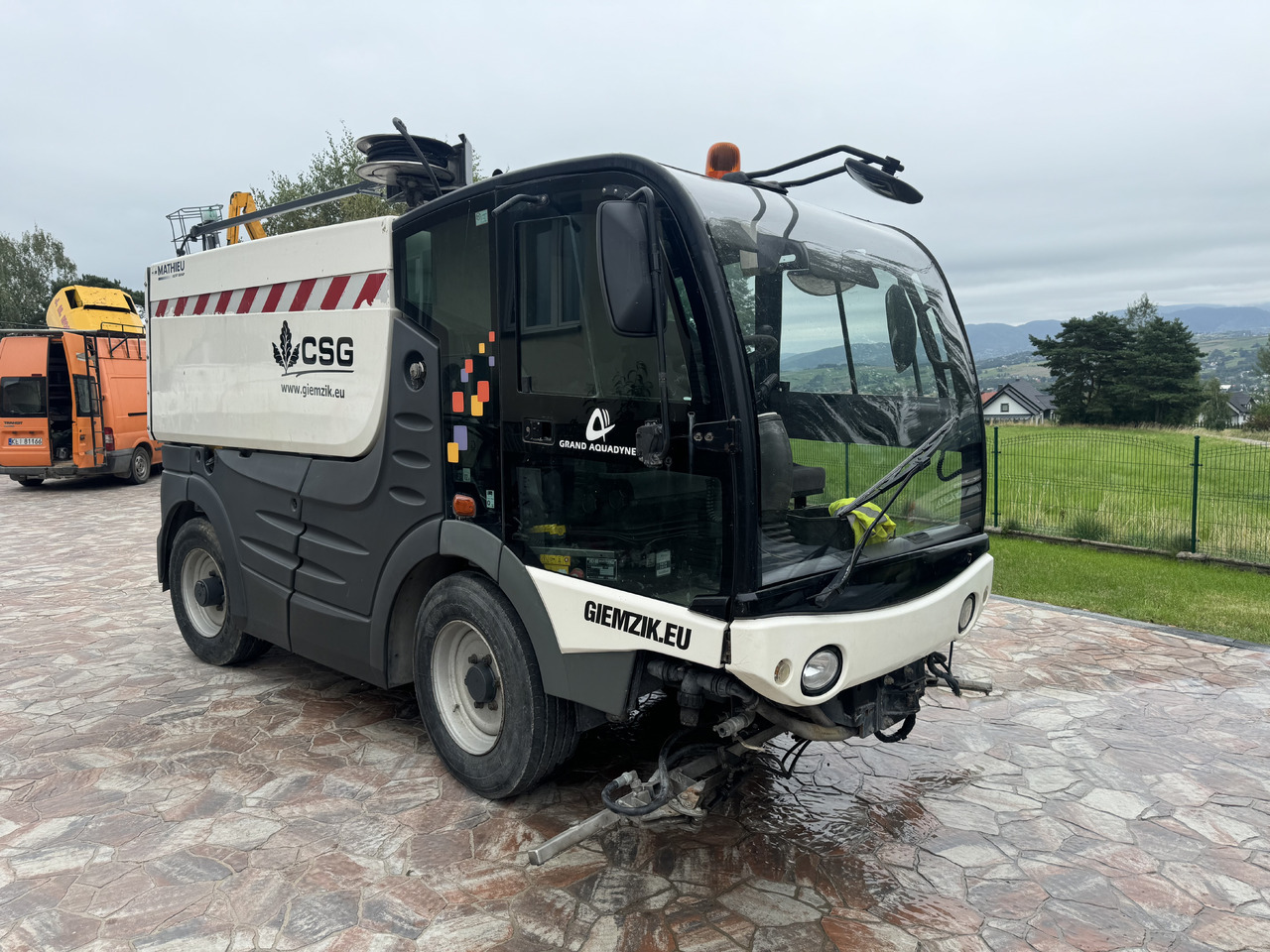 MATHIEU Grand Aquadyne 4000 water truck sprayer HP washer - Σάρωθρο δρόμων: φωτογραφία 1 MATHIEU Grand Aquadyne 4000 water truck sprayer HP washer - Σάρωθρο δρόμων: φωτογραφία 1