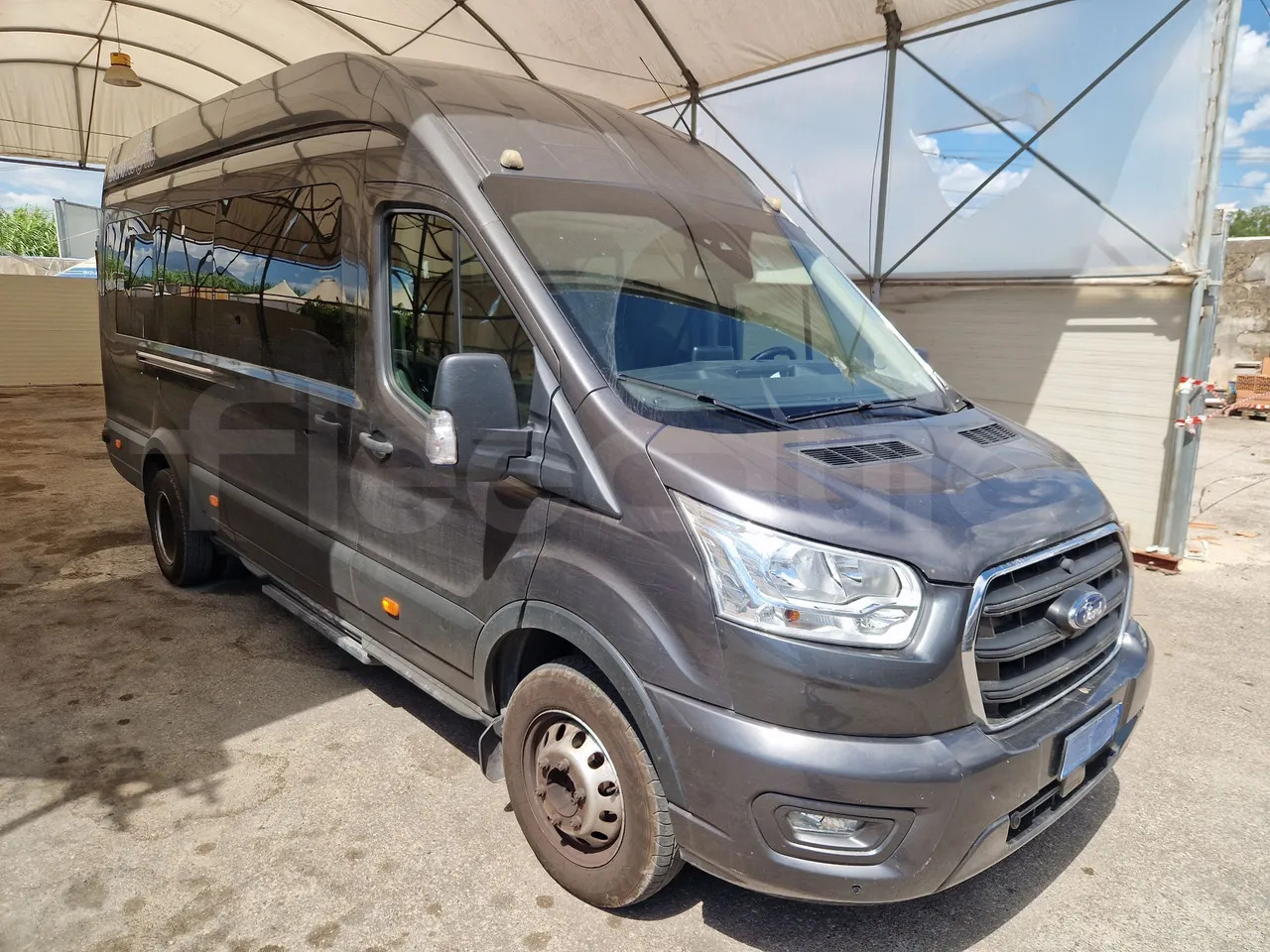 Ford Transit - Μικρό λεωφορείο, Επιβατικό βαν: φωτογραφία 1 Ford Transit - Μικρό λεωφορείο, Επιβατικό βαν: φωτογραφία 1