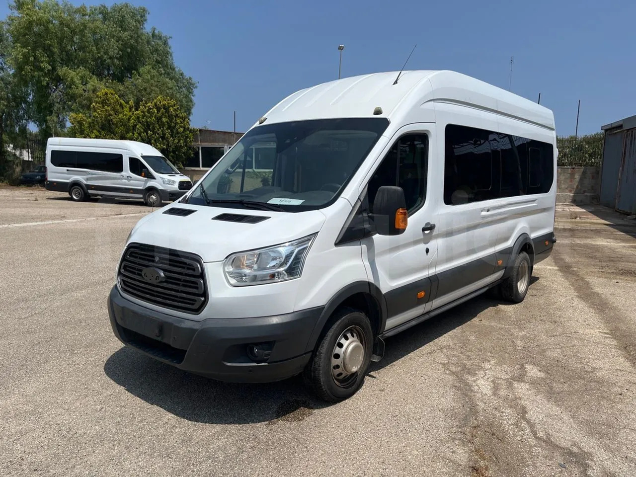 Ford Transit - Μικρό λεωφορείο, Επιβατικό βαν: φωτογραφία 4 Ford Transit - Μικρό λεωφορείο, Επιβατικό βαν: φωτογραφία 4