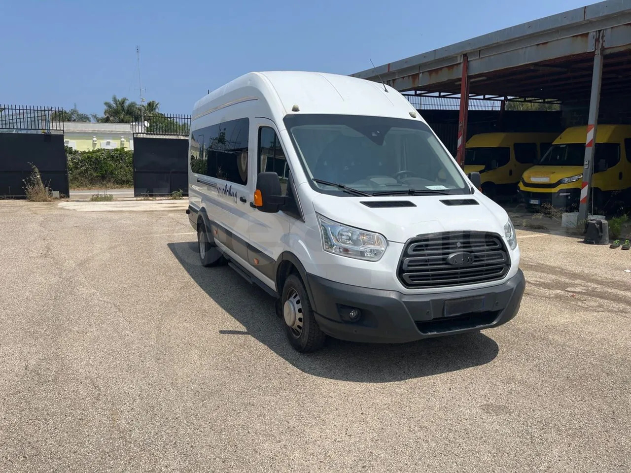 Ford Transit - Μικρό λεωφορείο, Επιβατικό βαν: φωτογραφία 1 Ford Transit - Μικρό λεωφορείο, Επιβατικό βαν: φωτογραφία 1