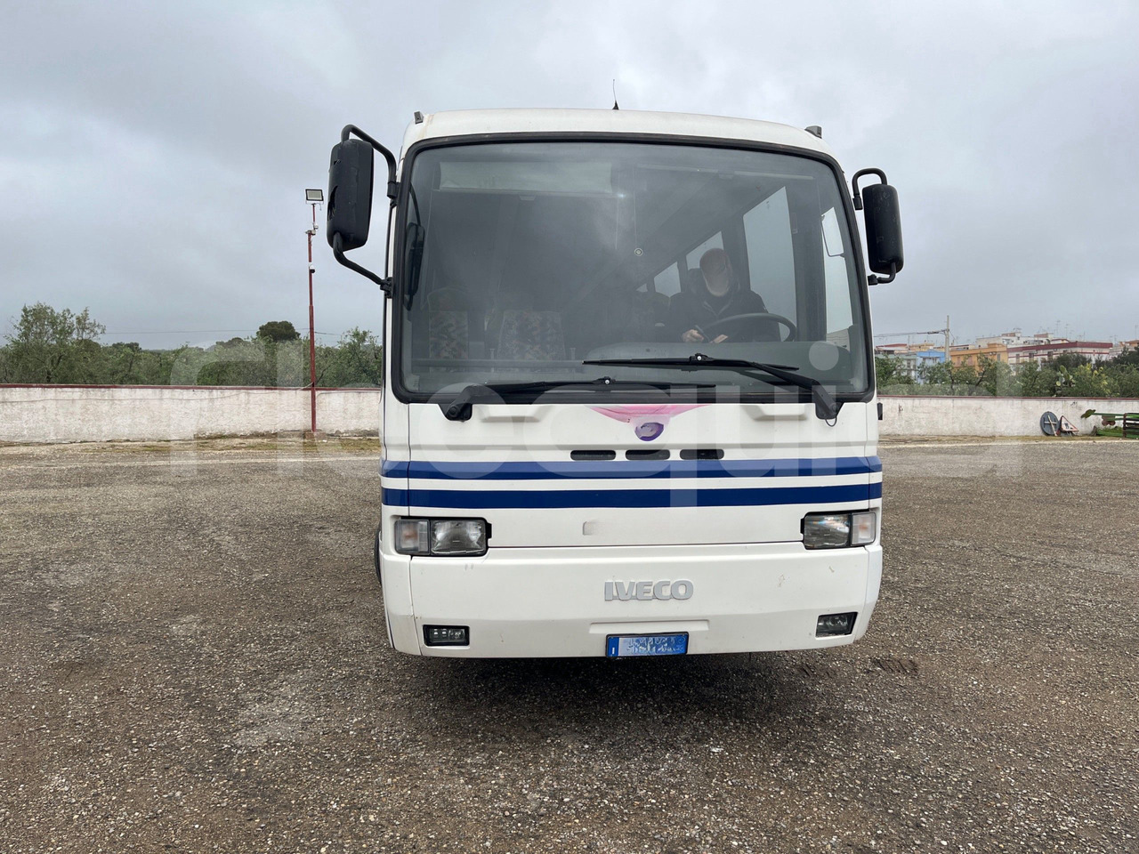 Iveco 380 - Πούλμαν: φωτογραφία 2 Iveco 380 - Πούλμαν: φωτογραφία 2