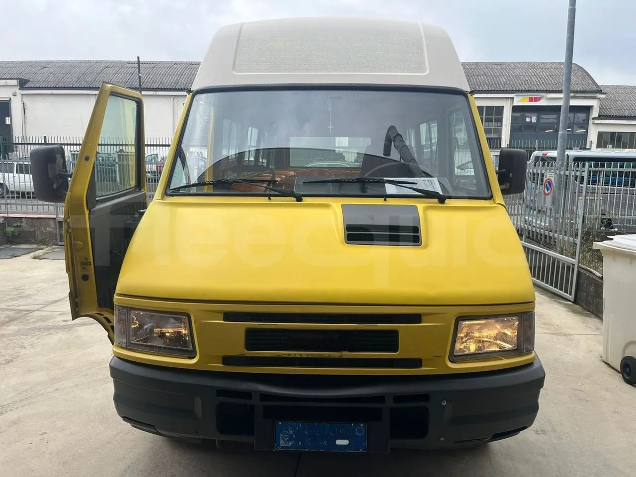 Iveco A45E10 - Σχολικό λεωφορείο: φωτογραφία 1 Iveco A45E10 - Σχολικό λεωφορείο: φωτογραφία 1