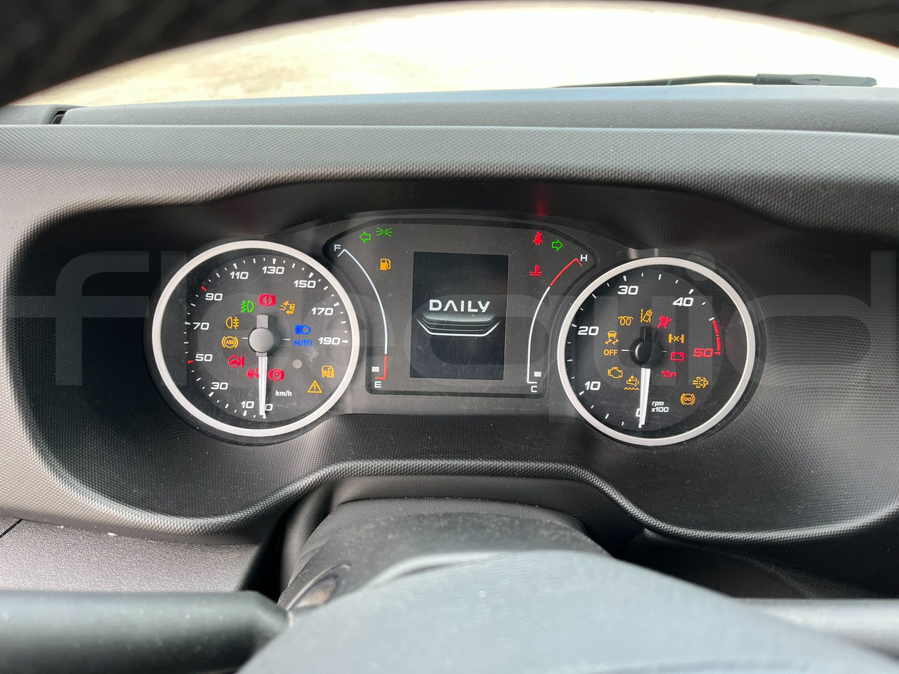 Iveco Daily - Μικρό λεωφορείο, Επιβατικό βαν: φωτογραφία 2 Iveco Daily - Μικρό λεωφορείο, Επιβατικό βαν: φωτογραφία 2