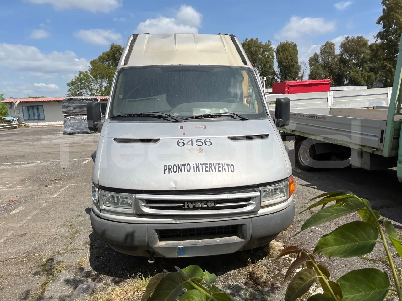 Iveco Daily - Μικρό λεωφορείο, Επιβατικό βαν: φωτογραφία 2 Iveco Daily - Μικρό λεωφορείο, Επιβατικό βαν: φωτογραφία 2
