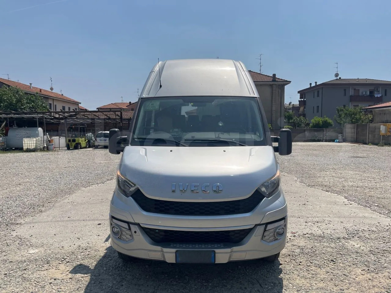 Iveco Daily - Μικρό λεωφορείο, Επιβατικό βαν: φωτογραφία 1 Iveco Daily - Μικρό λεωφορείο, Επιβατικό βαν: φωτογραφία 1