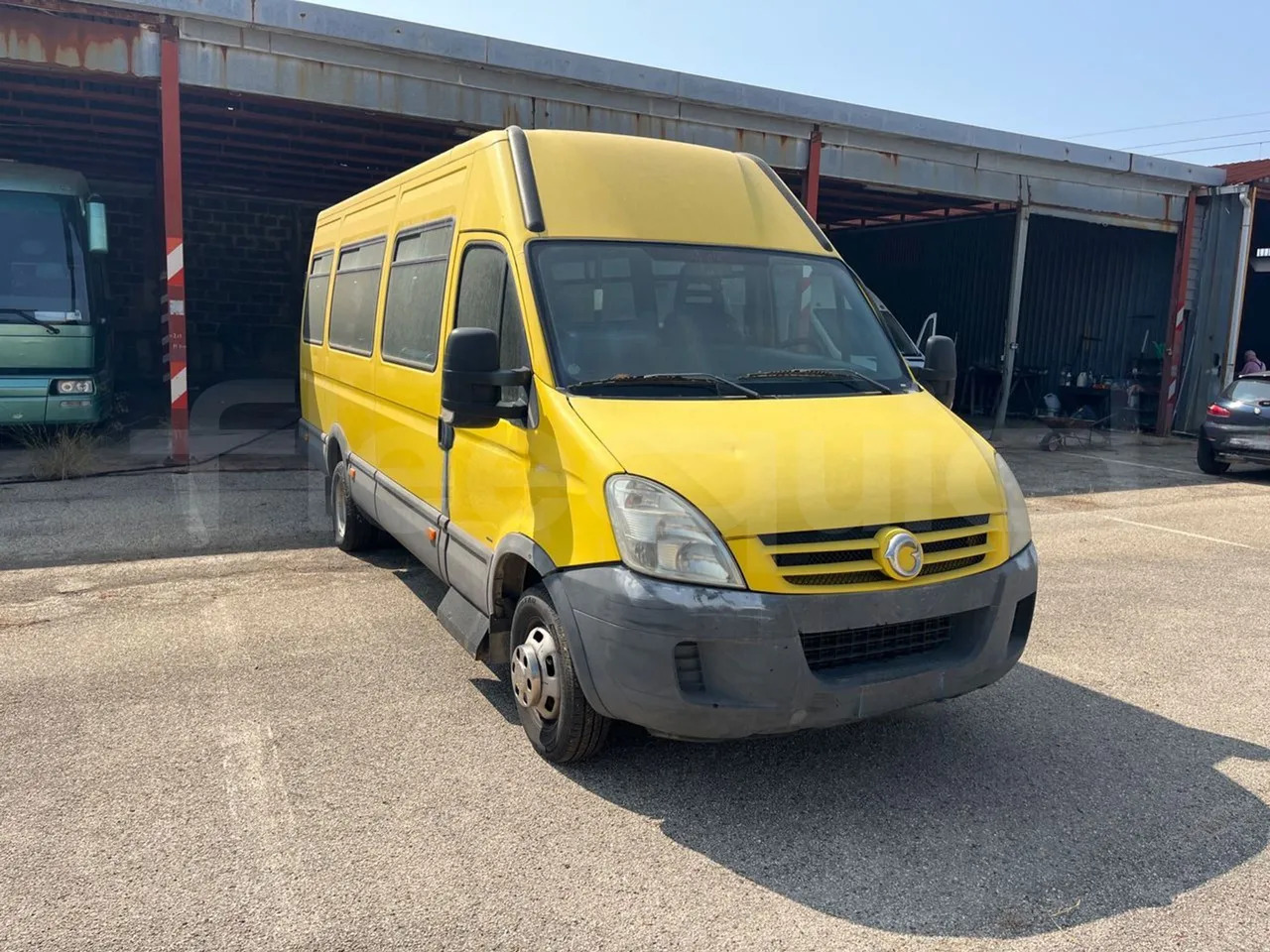 Iveco Daily - Σχολικό λεωφορείο: φωτογραφία 1 Iveco Daily - Σχολικό λεωφορείο: φωτογραφία 1