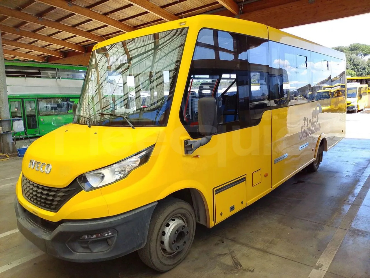 Iveco Indcar - Σχολικό λεωφορείο: φωτογραφία 4 Iveco Indcar - Σχολικό λεωφορείο: φωτογραφία 4