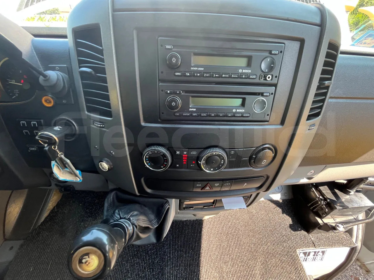 Mercedes-Benz MB906 - Μικρό λεωφορείο, Επιβατικό βαν: φωτογραφία 3 Mercedes-Benz MB906 - Μικρό λεωφορείο, Επιβατικό βαν: φωτογραφία 3