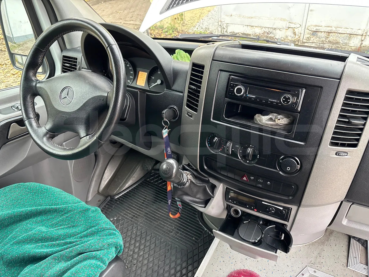 Μικρό λεωφορείο, Προαστιακό λεωφορείο Mercedes-Benz Sprinter: φωτογραφία 18 Μικρό λεωφορείο, Προαστιακό λεωφορείο Mercedes-Benz Sprinter: φωτογραφία 18