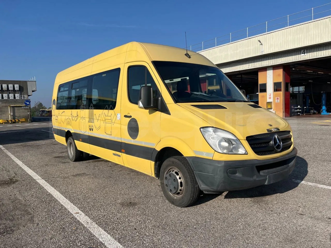 Mercedes-Benz Sprinter - Σχολικό λεωφορείο: φωτογραφία 1 Mercedes-Benz Sprinter - Σχολικό λεωφορείο: φωτογραφία 1