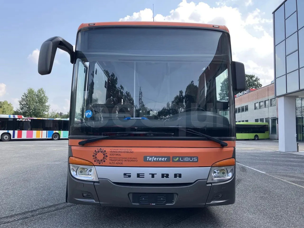 Setra S 417 - Προαστιακό λεωφορείο: φωτογραφία 2 Setra S 417 - Προαστιακό λεωφορείο: φωτογραφία 2