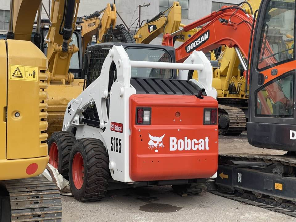 Bobcat S185 S185 - Φορτωτής πλάγιας ολίσθησης: φωτογραφία 4 Bobcat S185 S185 - Φορτωτής πλάγιας ολίσθησης: φωτογραφία 4