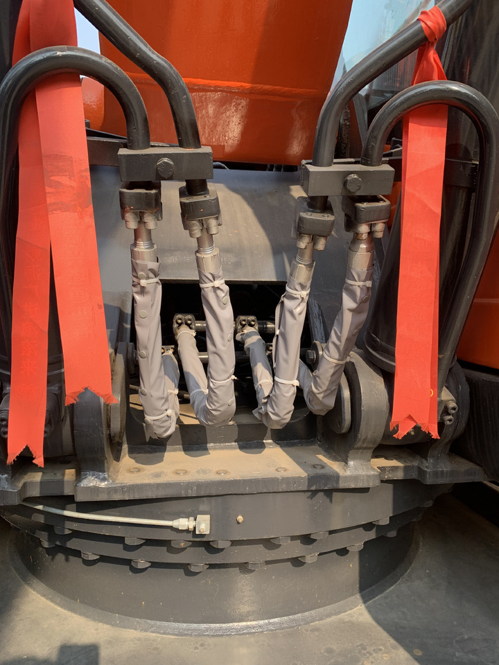 DOOSAN DX300LC-9C - Τροχοφόρος εκσκαφέας: φωτογραφία 5 DOOSAN DX300LC-9C - Τροχοφόρος εκσκαφέας: φωτογραφία 5