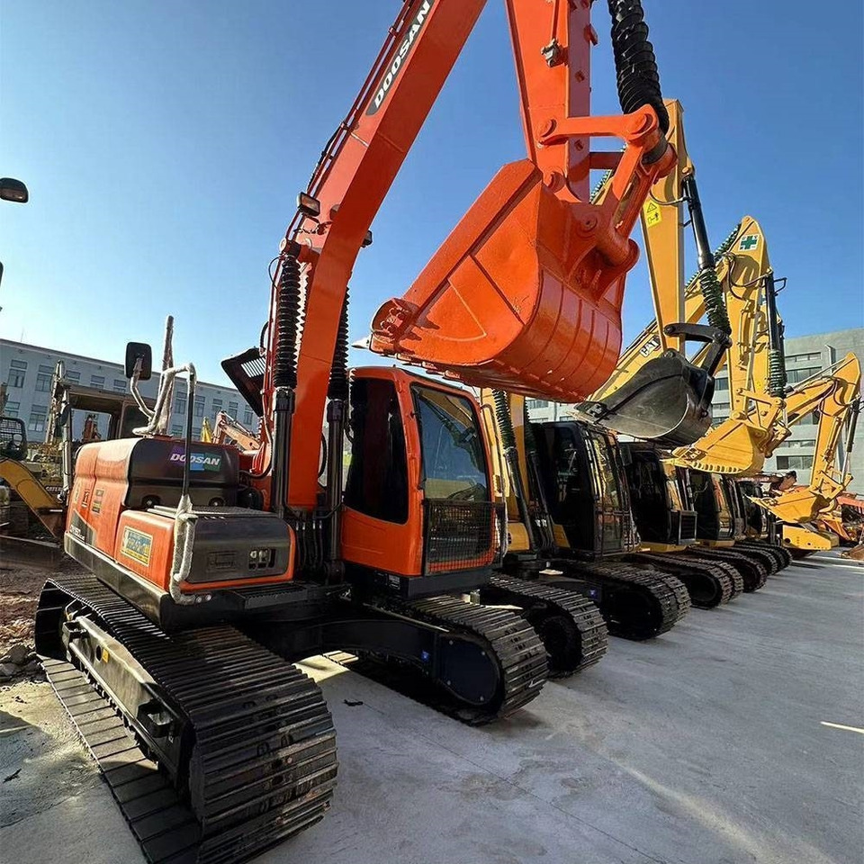 Doosan DX150LC-9C - Ερπυστριοφόρος εκσκαφέας: φωτογραφία 4 Doosan DX150LC-9C - Ερπυστριοφόρος εκσκαφέας: φωτογραφία 4