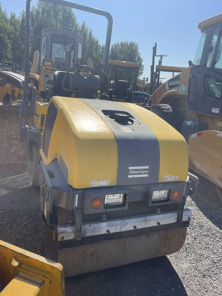 Dynapac CC 1250 - Ασφαλτικός οδοστρωτήρας: φωτογραφία 2 Dynapac CC 1250 - Ασφαλτικός οδοστρωτήρας: φωτογραφία 2