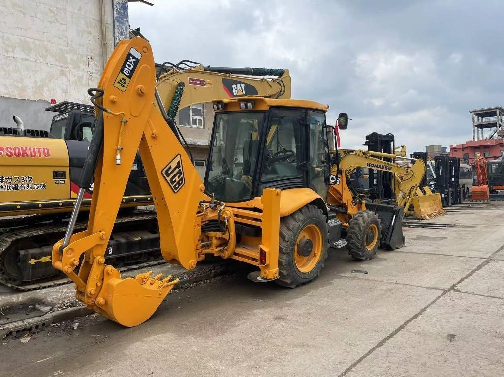 JCB 3CX - Φορτωτής εκσκαφέας: φωτογραφία 3 JCB 3CX - Φορτωτής εκσκαφέας: φωτογραφία 3
