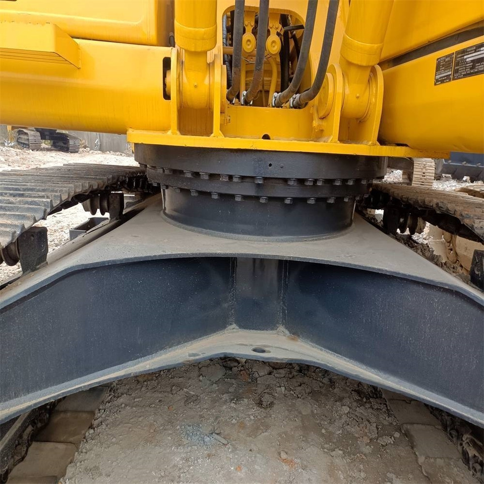 Komatsu PC 200 - Ερπυστριοφόρος εκσκαφέας: φωτογραφία 5 Komatsu PC 200 - Ερπυστριοφόρος εκσκαφέας: φωτογραφία 5