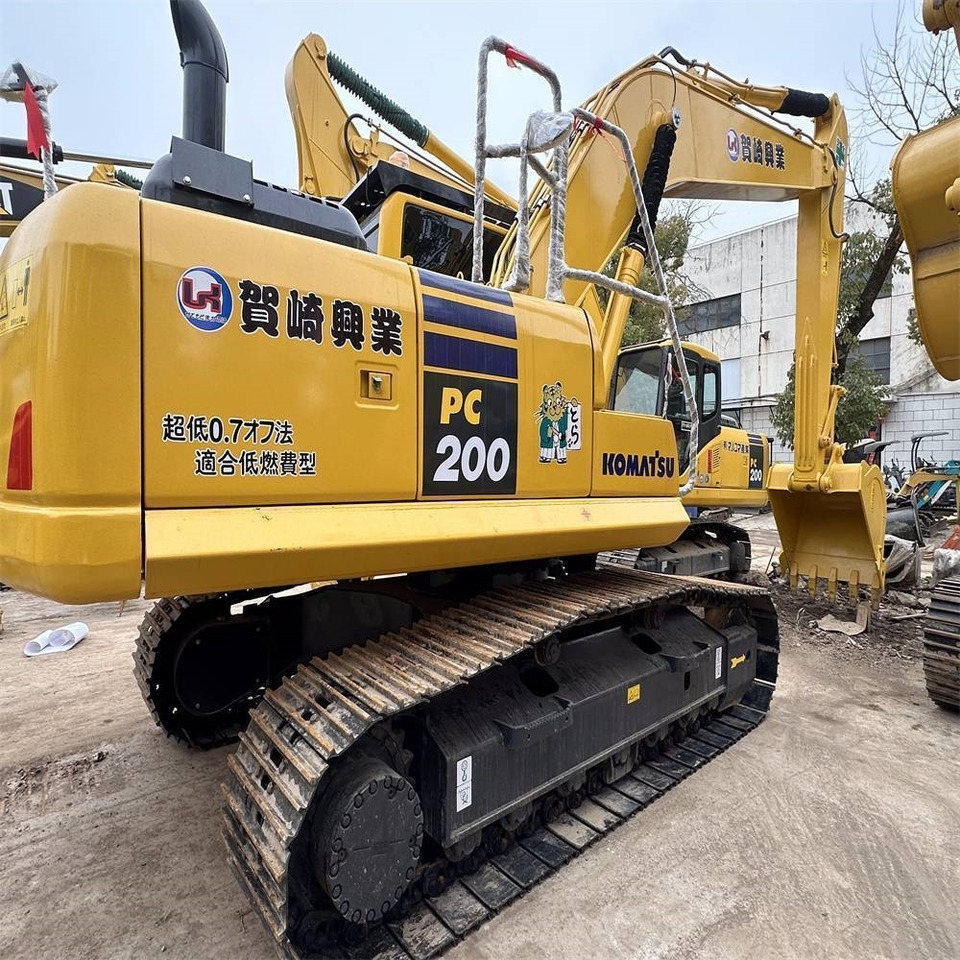 Komatsu PC 200 - Ερπυστριοφόρος εκσκαφέας: φωτογραφία 1 Komatsu PC 200 - Ερπυστριοφόρος εκσκαφέας: φωτογραφία 1