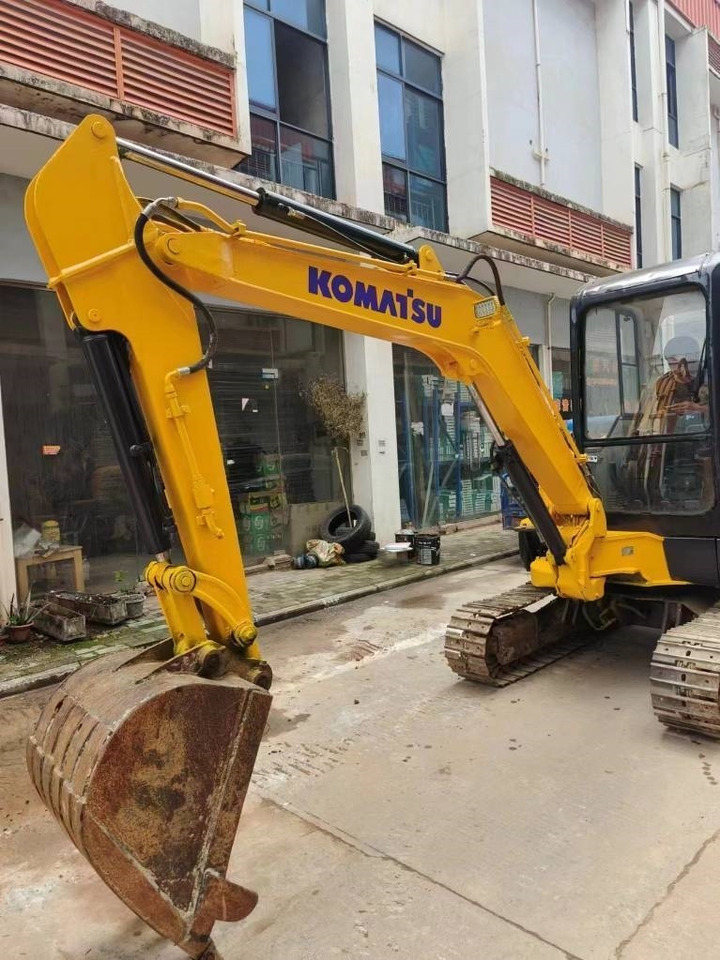 Komatsu PC 35 R-8 - Μίνι εκσκαφέας: φωτογραφία 4 Komatsu PC 35 R-8 - Μίνι εκσκαφέας: φωτογραφία 4