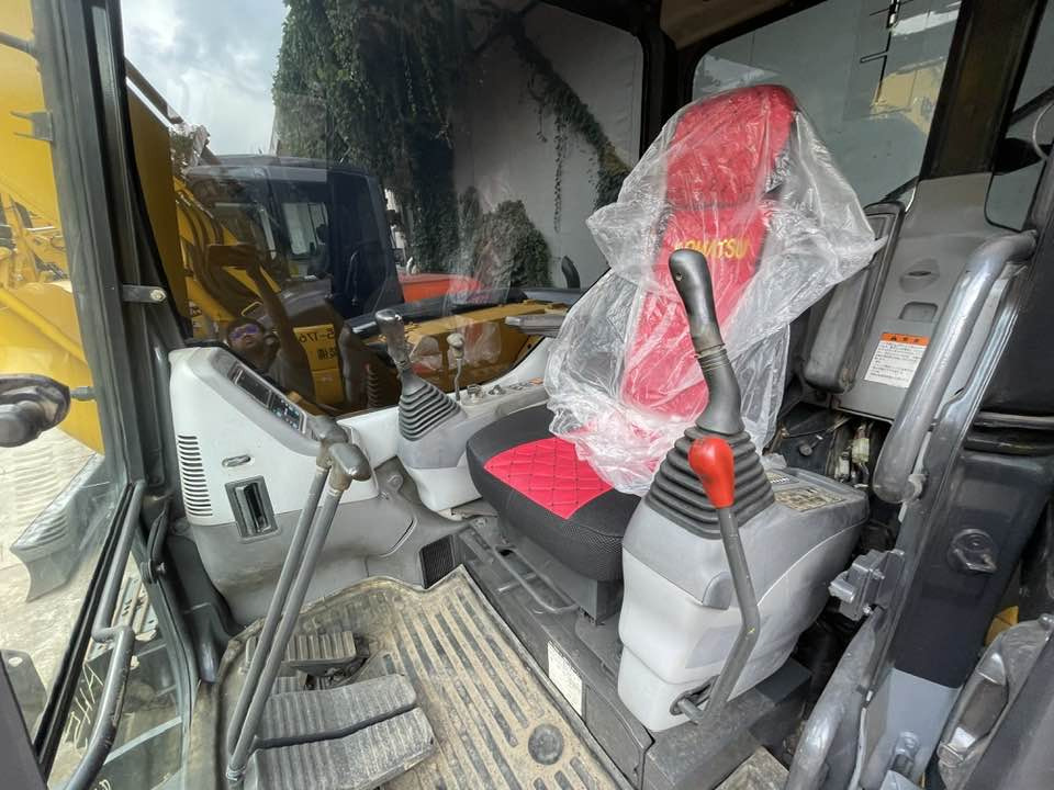 Komatsu PC78MR-6 - Μίνι εκσκαφέας: φωτογραφία 4 Komatsu PC78MR-6 - Μίνι εκσκαφέας: φωτογραφία 4