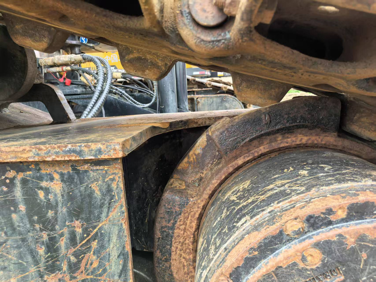 SANY SCC1000A-6 - Ερπυστριοφόρος γερανός: φωτογραφία 4 SANY SCC1000A-6 - Ερπυστριοφόρος γερανός: φωτογραφία 4