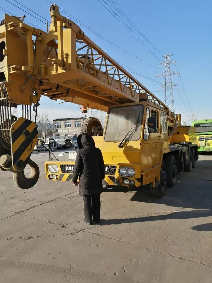 Tadano TL 300 E - Τηλεσκοπικός γερανός: φωτογραφία 1 Tadano TL 300 E - Τηλεσκοπικός γερανός: φωτογραφία 1