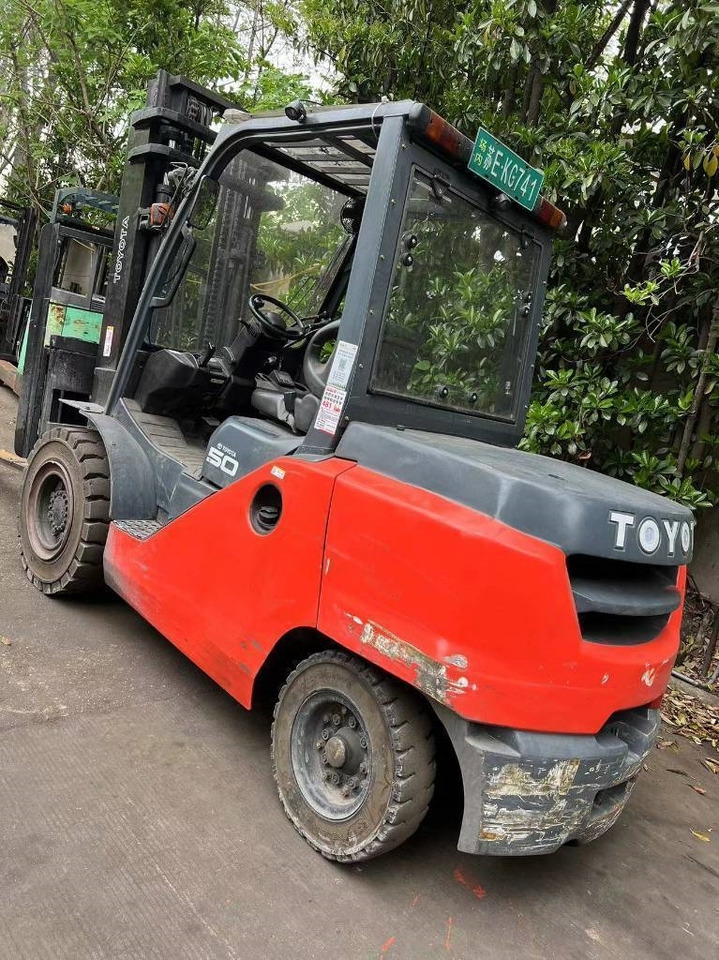 Toyota 8FD50N - Ηλεκτροκίνητο περονοφόρο: φωτογραφία 3 Toyota 8FD50N - Ηλεκτροκίνητο περονοφόρο: φωτογραφία 3