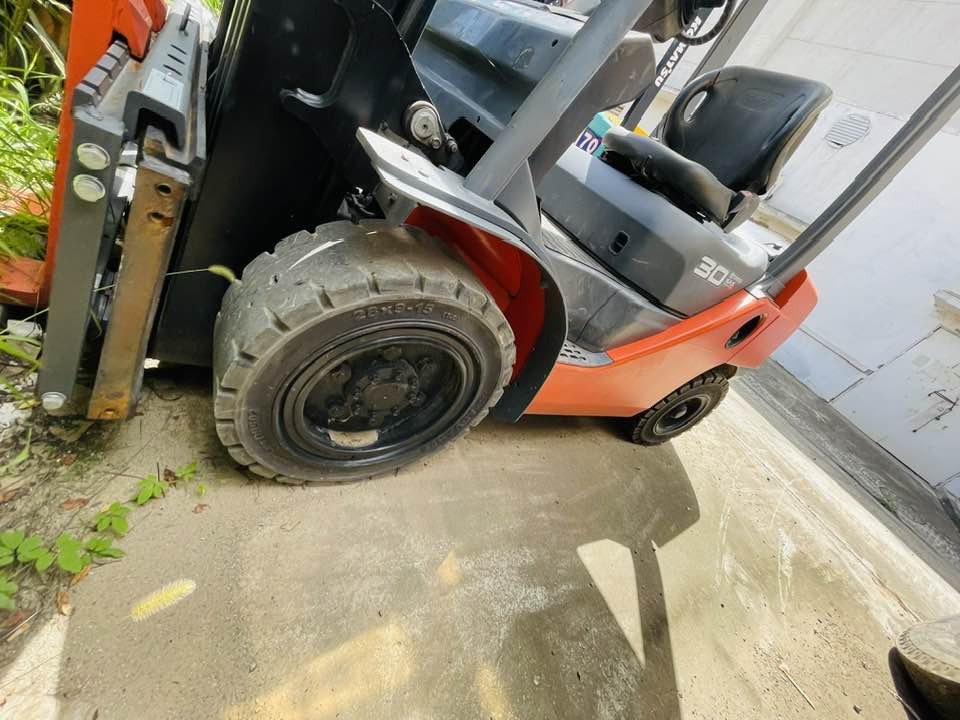 Toyota 8FGU30 - Περονοφόρο όχημα: φωτογραφία 4 Toyota 8FGU30 - Περονοφόρο όχημα: φωτογραφία 4