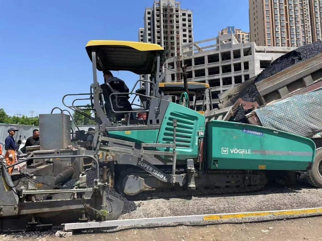 Vögele Super 1880L - Διαστρωτήρας ασφάλτου: φωτογραφία 1 Vögele Super 1880L - Διαστρωτήρας ασφάλτου: φωτογραφία 1