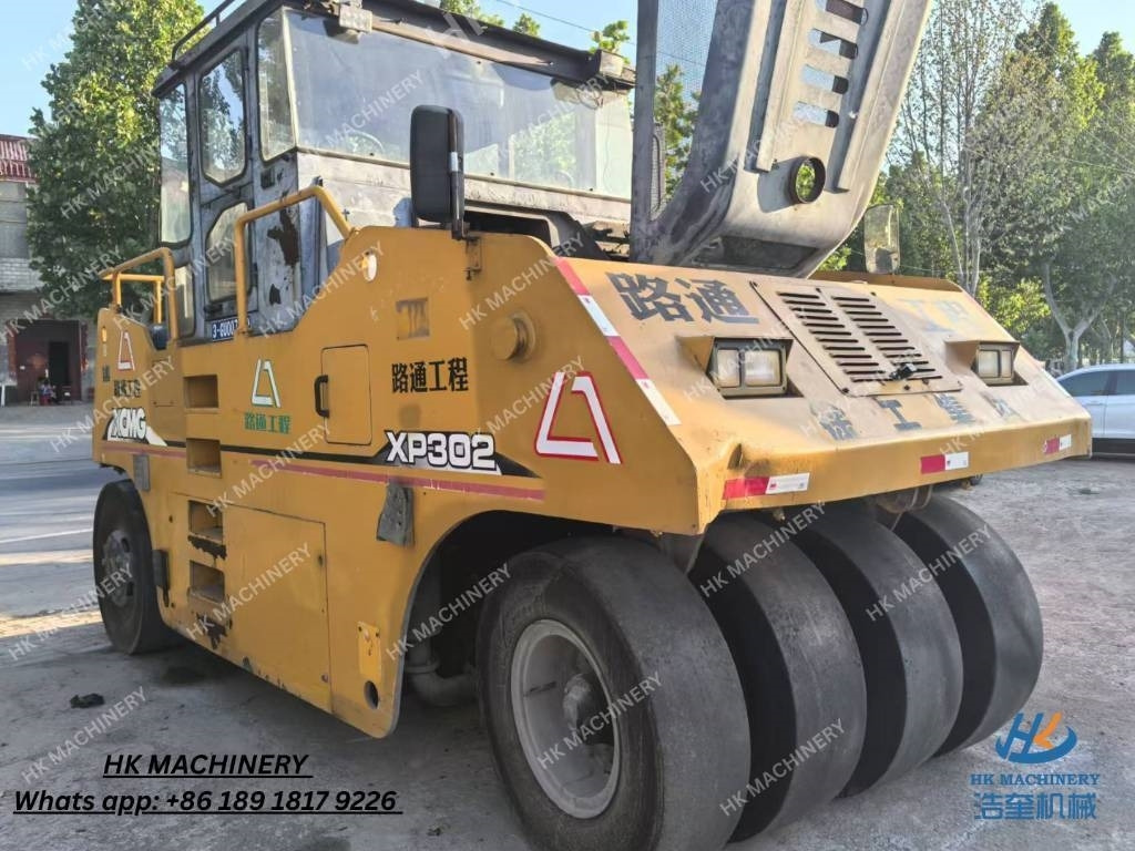 XCMG XP302 - Πνευματικός οδοστρωτήρας: φωτογραφία 1 XCMG XP302 - Πνευματικός οδοστρωτήρας: φωτογραφία 1