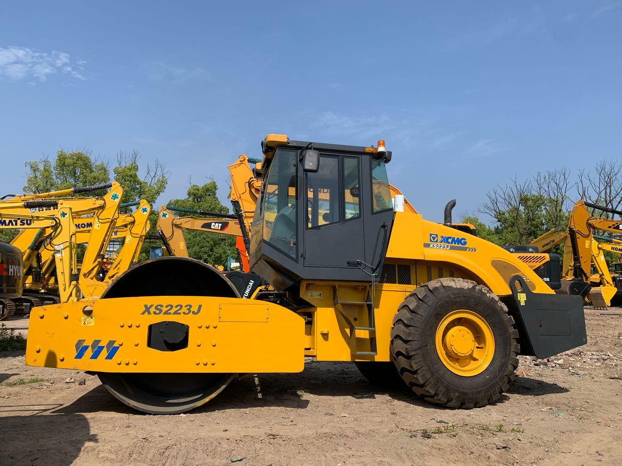 XCMG XS223J - Ασφαλτικός οδοστρωτήρας: φωτογραφία 1 XCMG XS223J - Ασφαλτικός οδοστρωτήρας: φωτογραφία 1